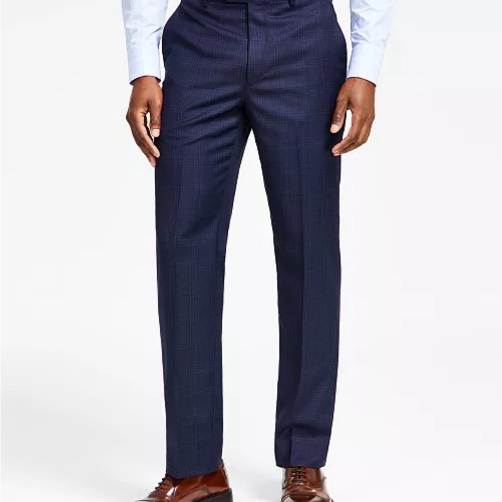 Lauren - Ralph Lauren
Men's Classic-Fit UltraFlex Stretch Flat Front Suit Pants